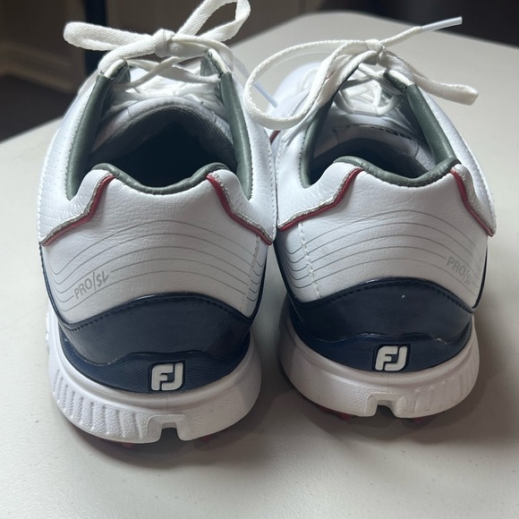 Men’s Worn Once? Footjoy FJ Pro S/L Size 8 Spikeless Golf Shoes White Blue - Picture 7 of 14